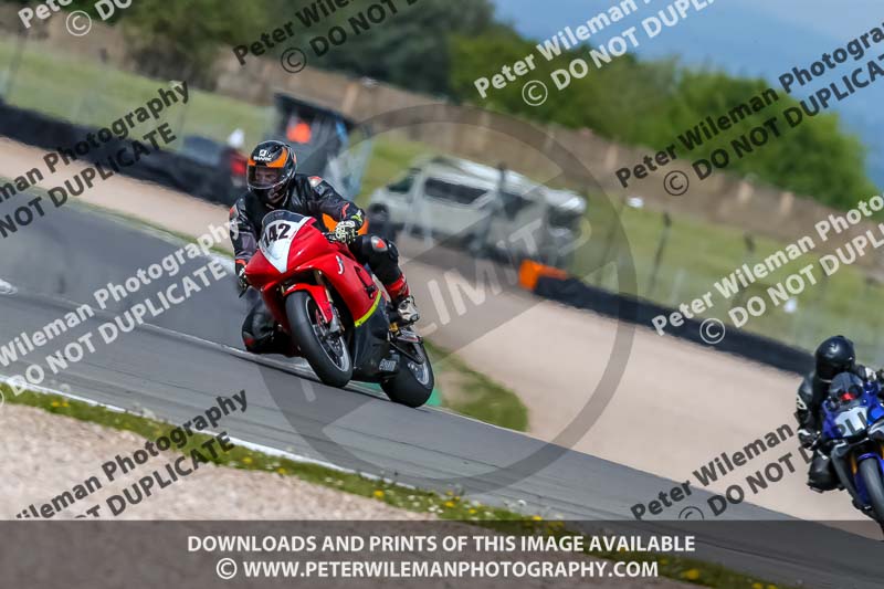 PJ Motorsport Photography;donington no limits trackday;donington park photographs;donington trackday photographs;no limits trackdays;peter wileman photography;trackday digital images;trackday photos